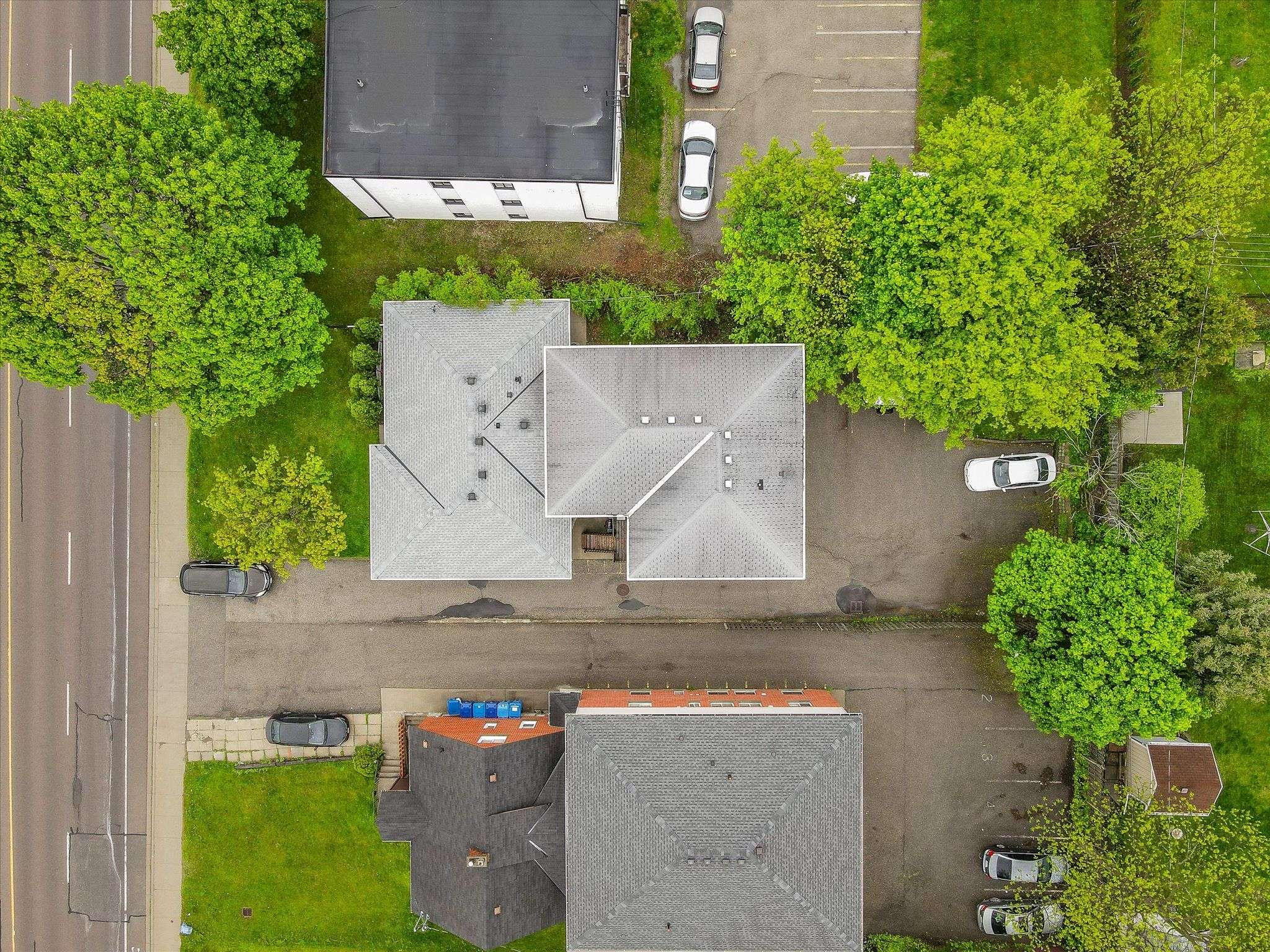 Waterloo, ON N2J 2W4,155 University AVE E