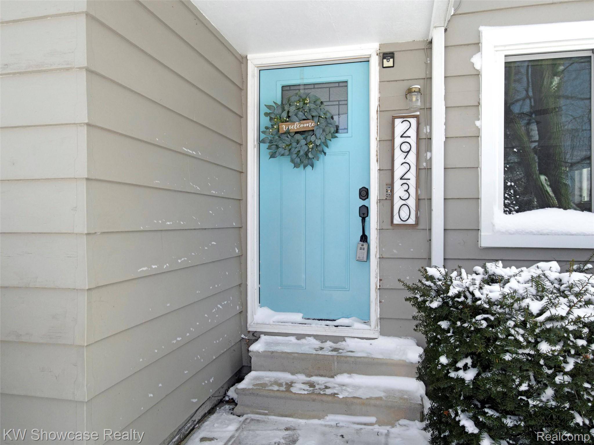 Farmington, MI 48334,29230 Greening ST