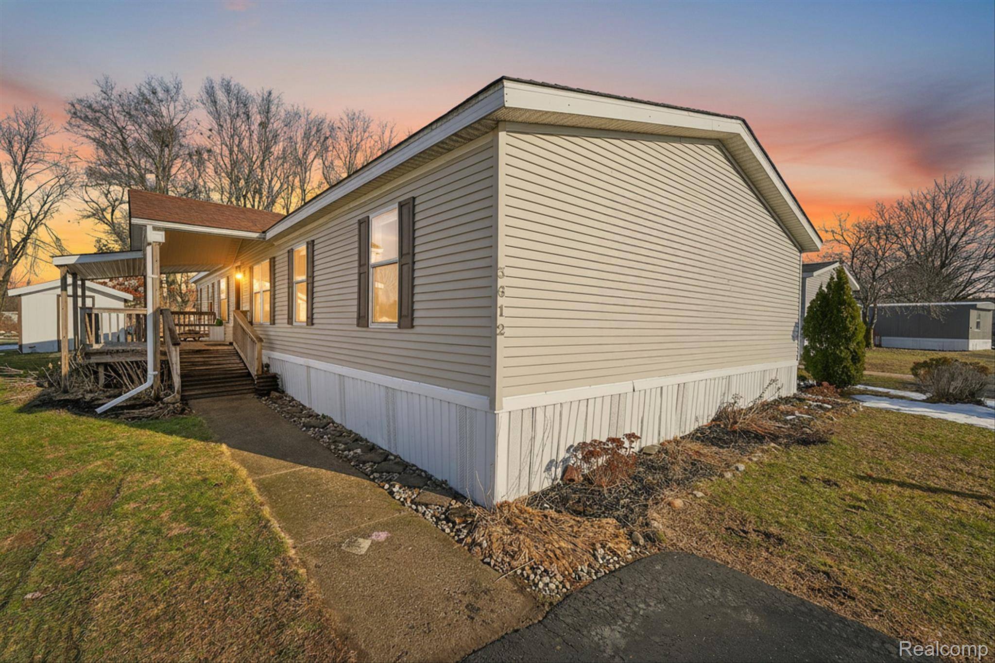 Clarkston, MI 48348,3612 Hawthorne St