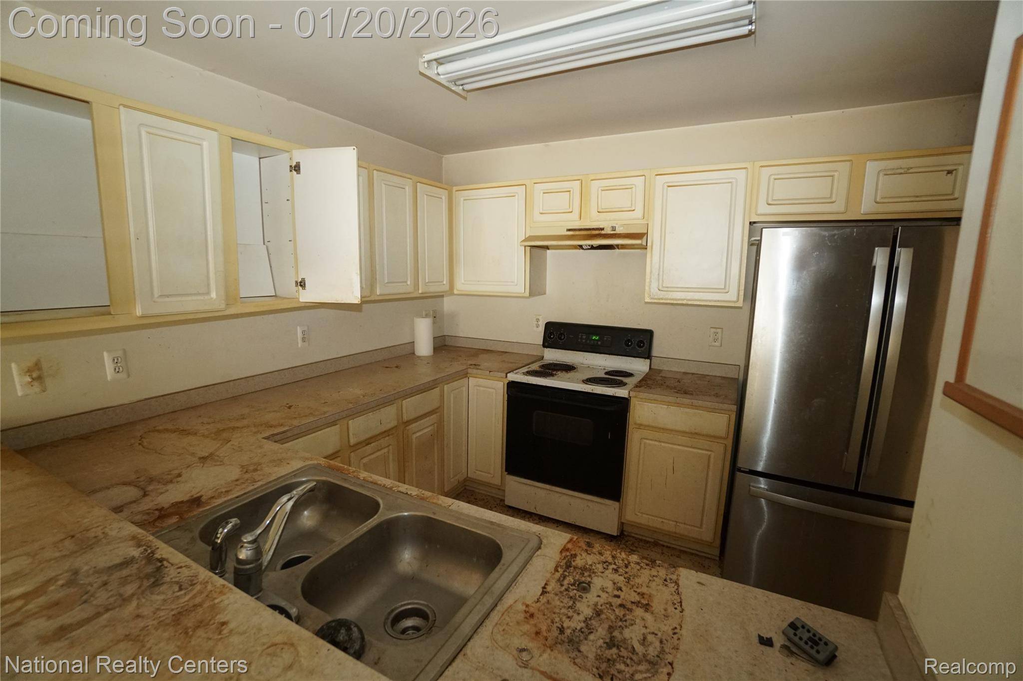 Livonia, MI 48150,9025 Newport WAY #24