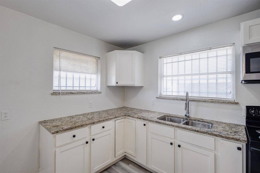 Dallas, TX 75216,2306 Clover Ridge Drive