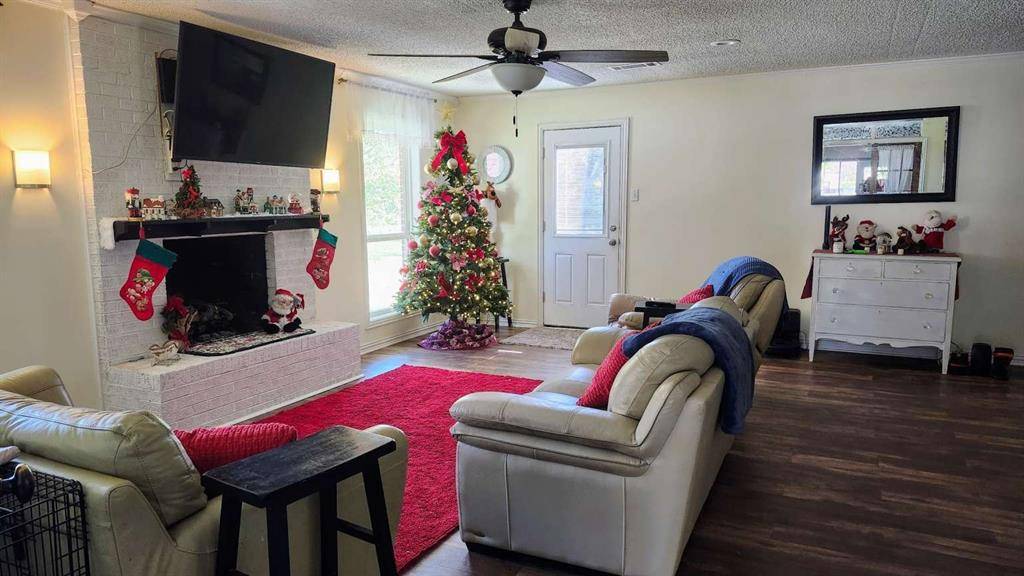 Greenville, TX 75402,3253 County Road 2176