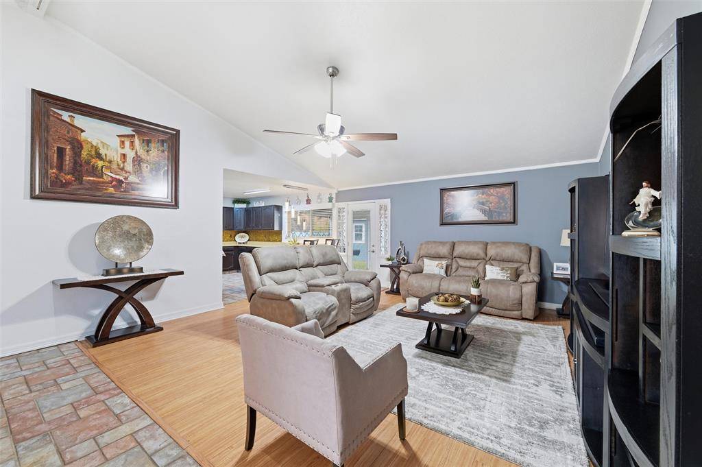 Grand Prairie, TX 75052,4838 Trailwood Drive