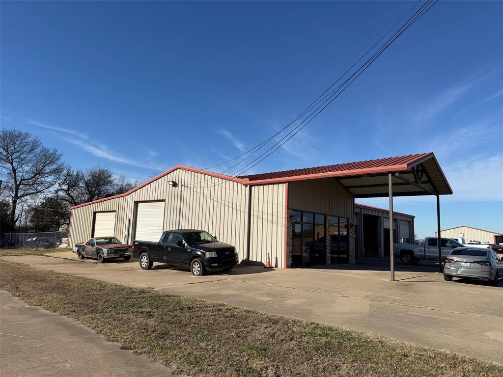 Paris, TX 75460,2425 Yoder Road