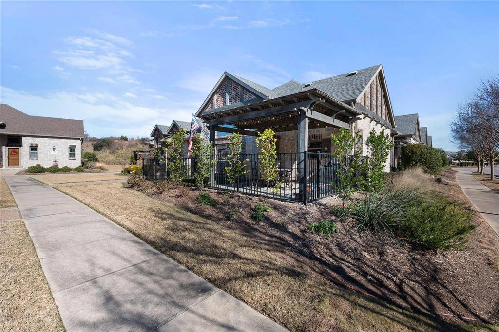 Arlington, TX 76005,1025 Birds Fort Trail