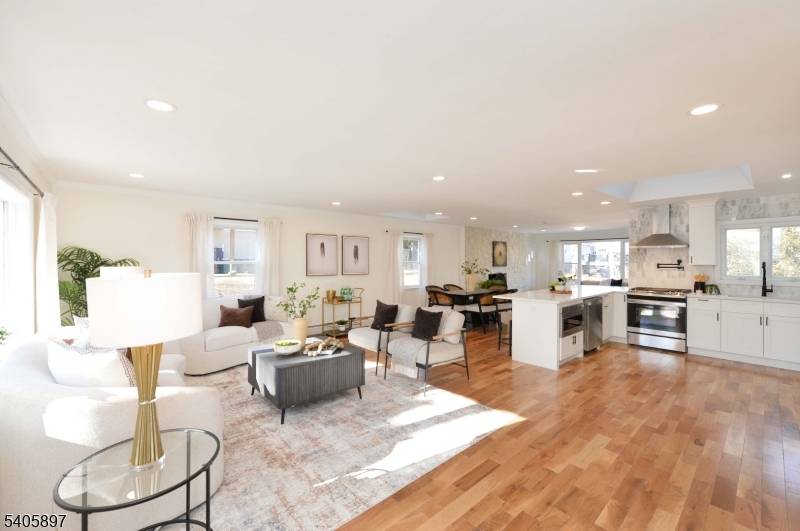 Hawthorne Boro, NJ 07506,99 Fairview Ave