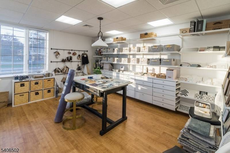 Ridgewood Village, NJ 07450,555 Goffle Rd