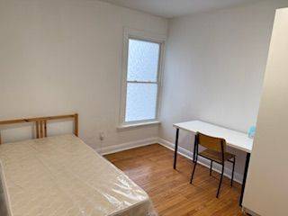 Toronto C01, ON M5S 2K3,42 Robert ST #201