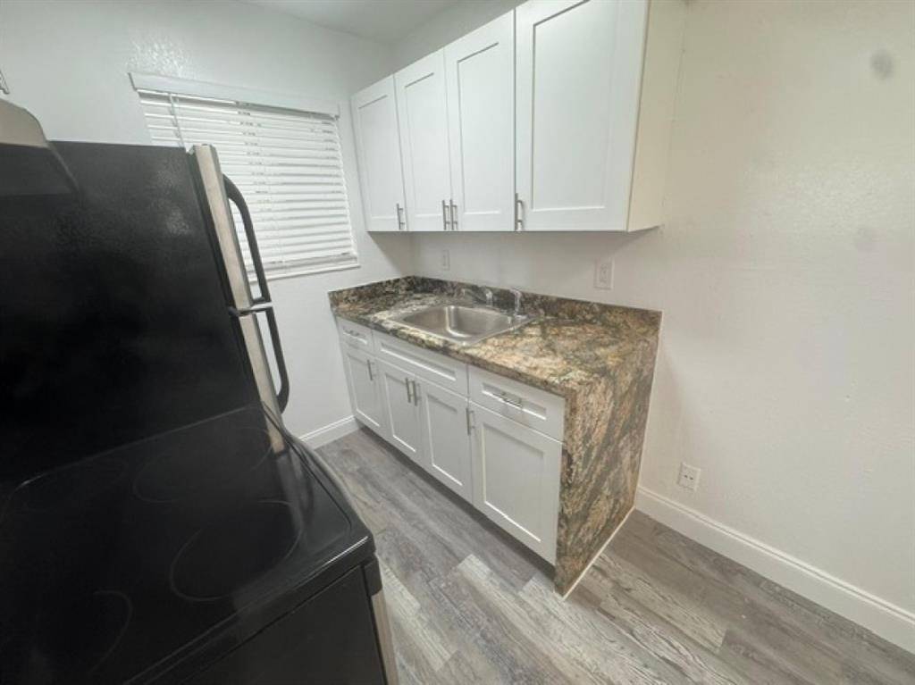 Hollywood, FL 33020,1958 Mckinley St #3