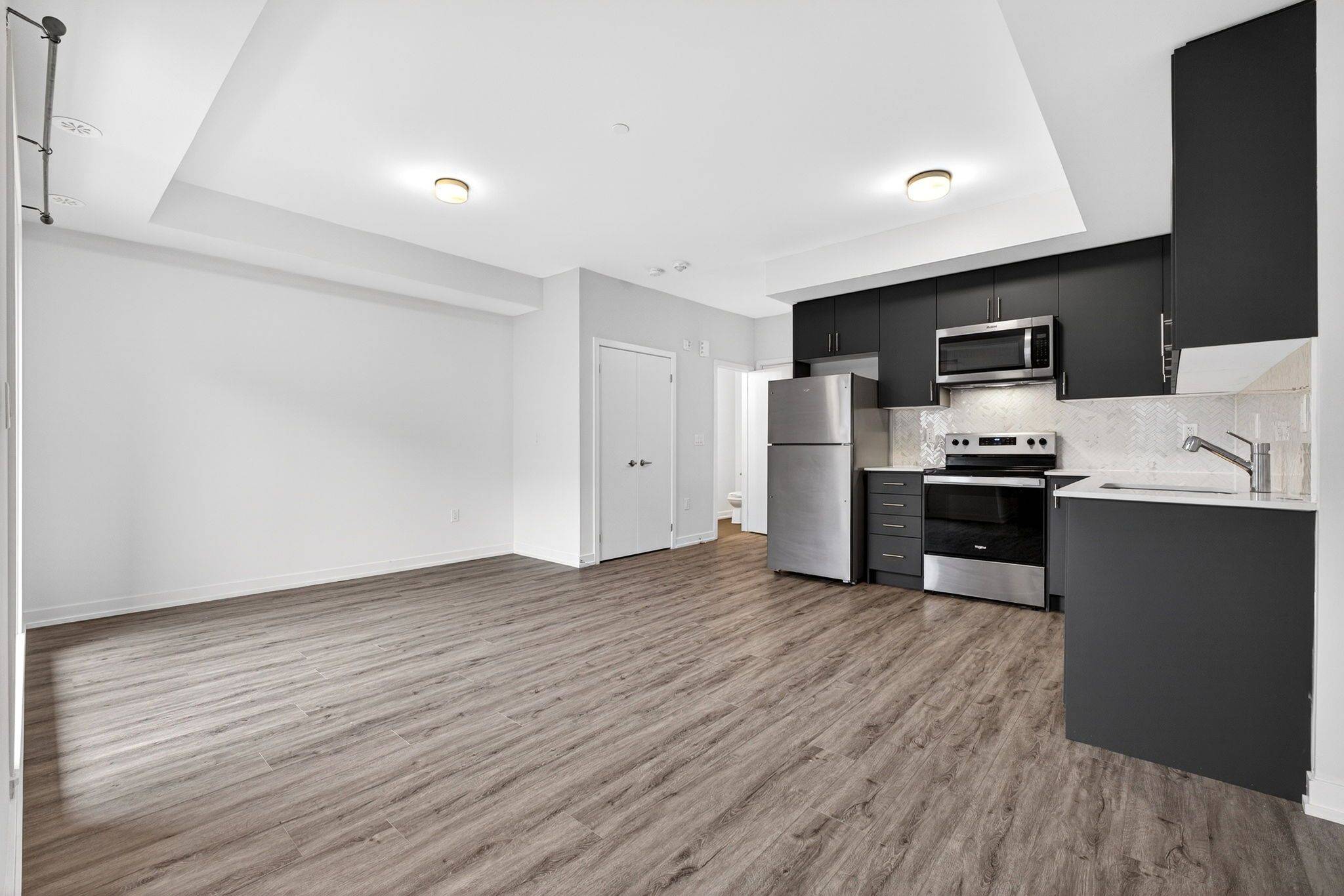 Mississauga, ON L5L 0C1,3560 Colonial DR #Unit #9