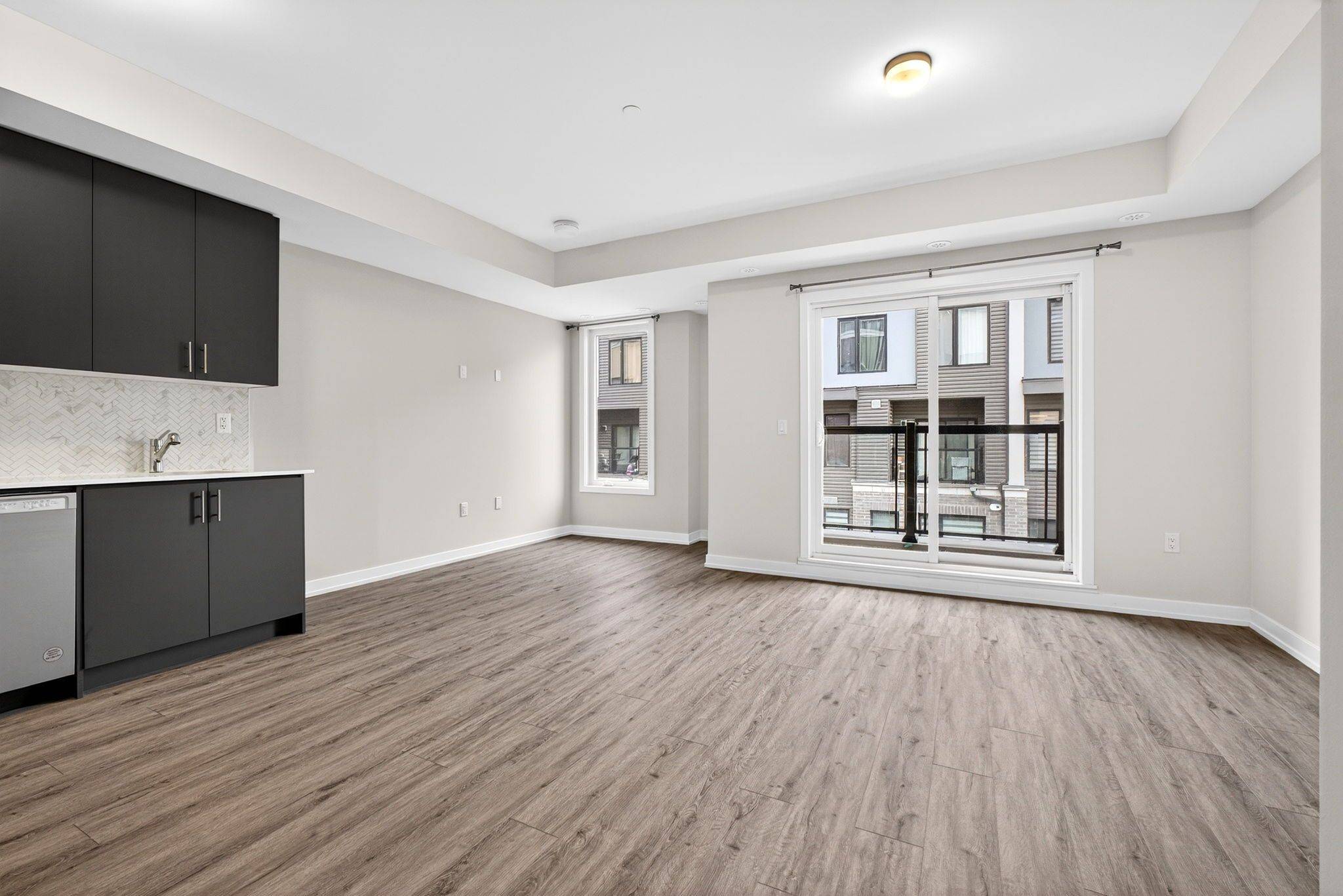 Mississauga, ON L5L 0C1,3560 Colonial DR #Unit #9