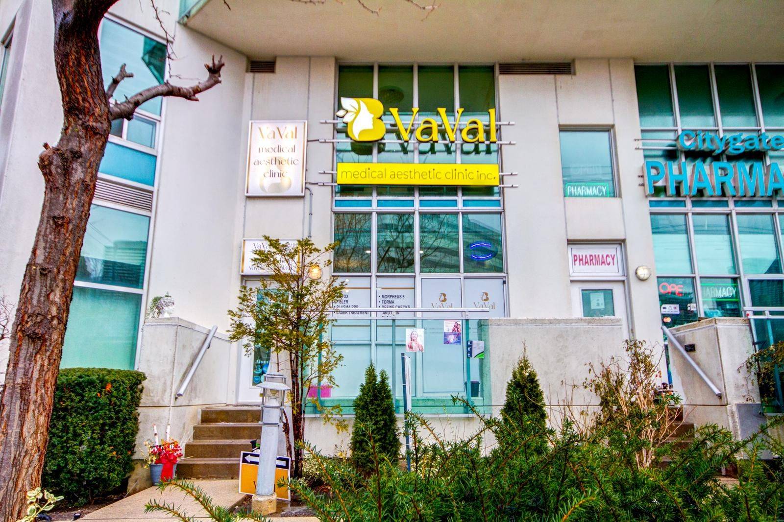 Mississauga, ON L5B 4N4,220 Burnhamthorpe RD W #106