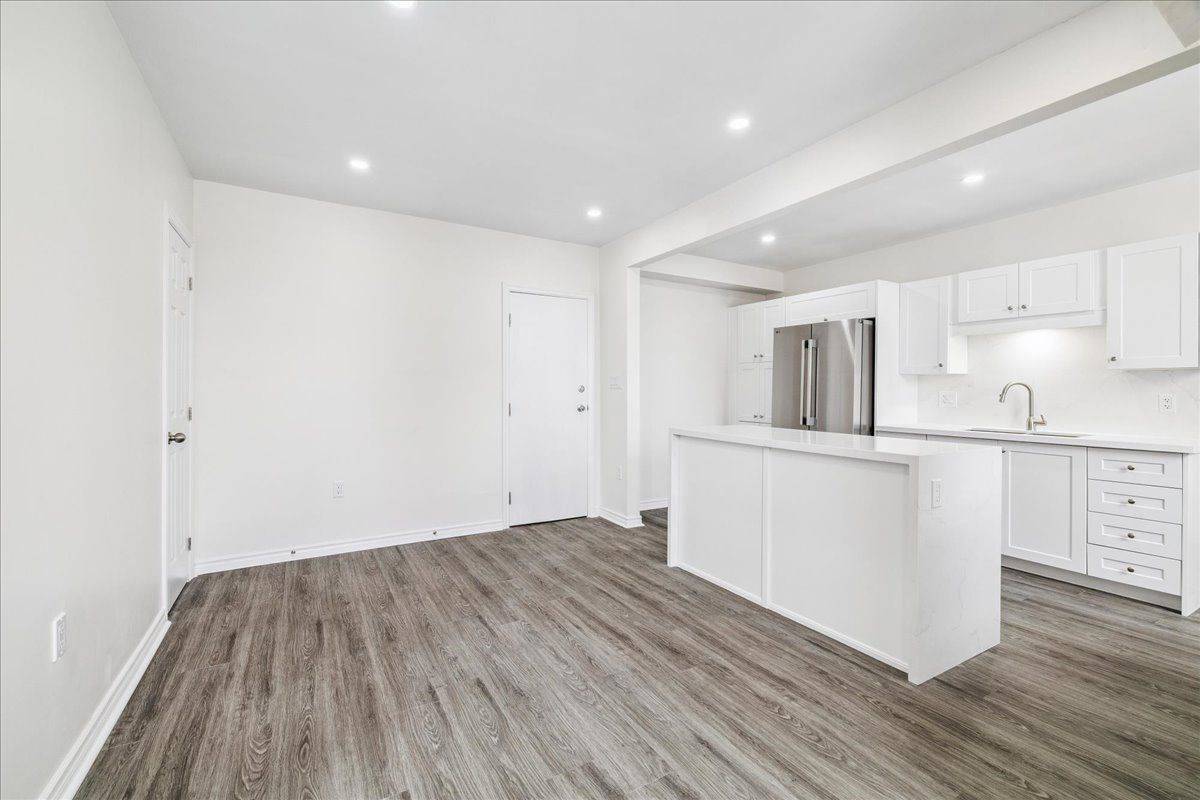 Norfolk, ON N3Y 1S2,68 Peel ST E #6