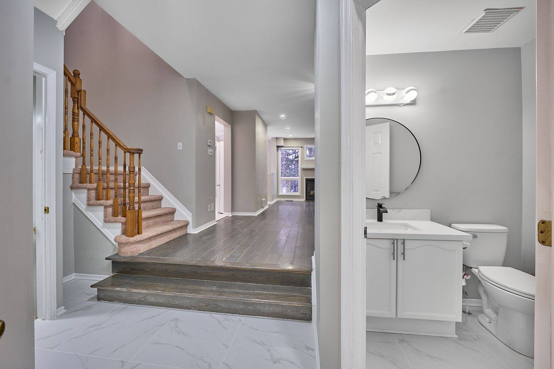 Kanata, ON K2T 1E1,71 Hemlo CRES