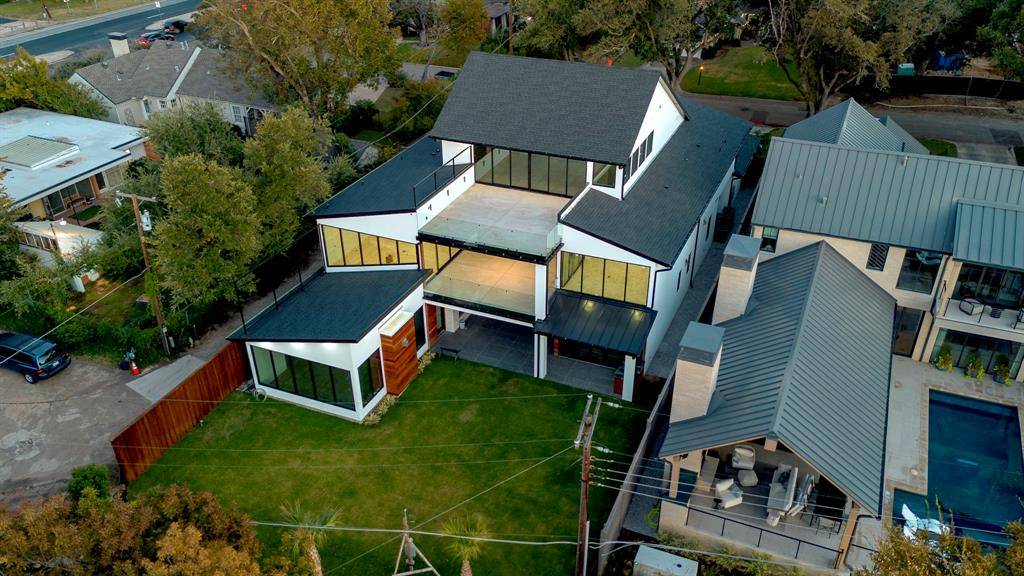 Dallas, TX 75218,9457 Waterview Road