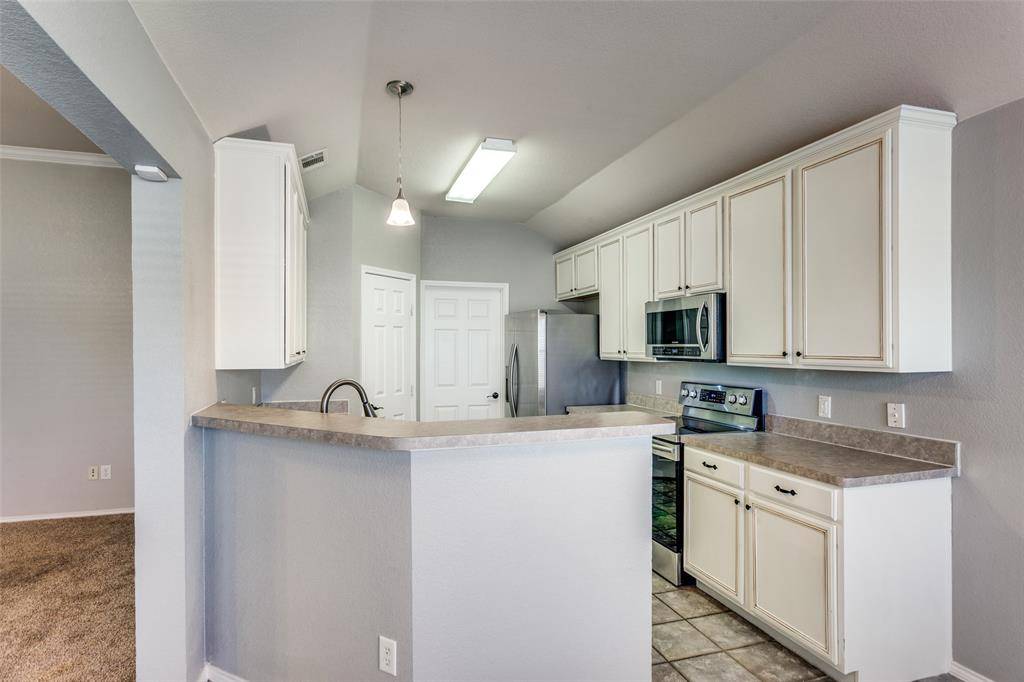 Crowley, TX 76036,941 La Sierra Drive