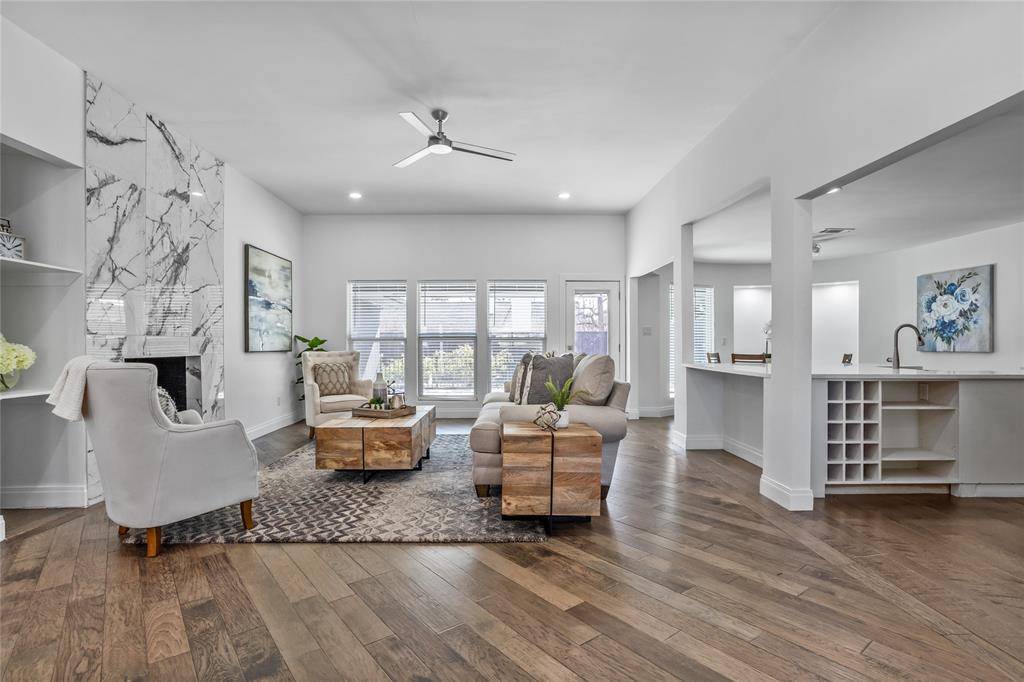 Dallas, TX 75248,7326 La Cosa Drive