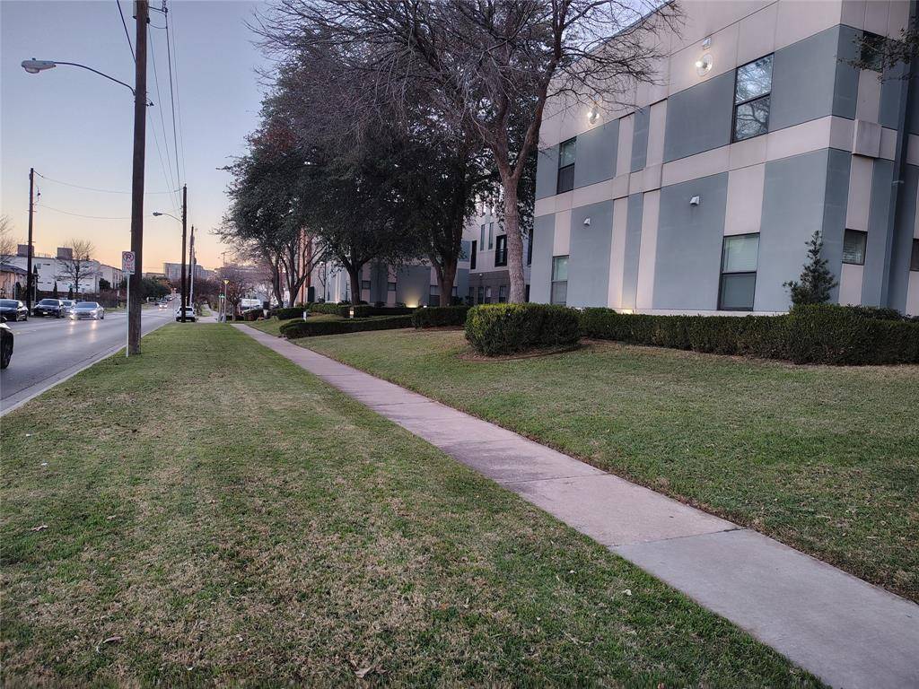 Dallas, TX 75206,1910 Bennet Avenue