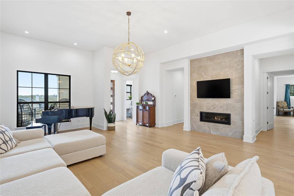 Austin, TX 78738,321 Sweet Grass Lane