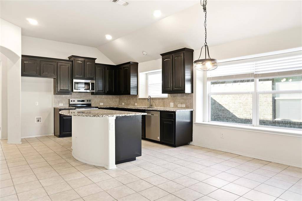 Burleson, TX 76028,11917 Hassop Lane