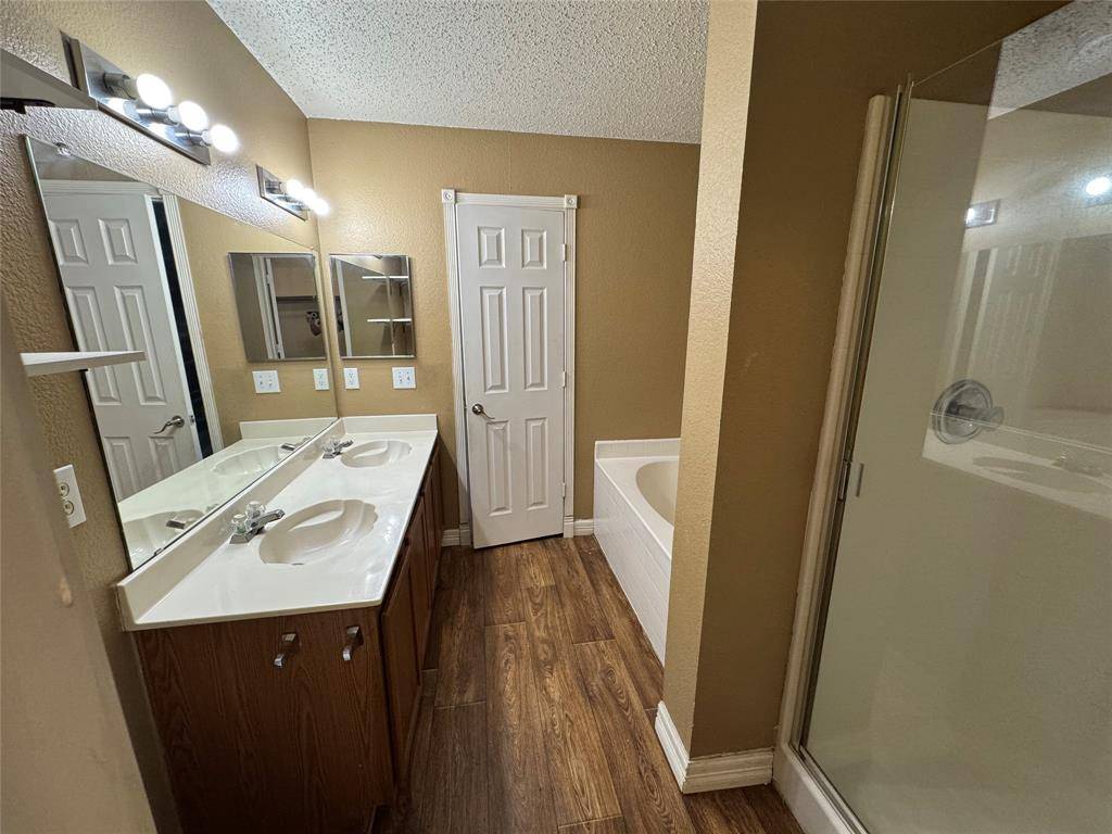 Crowley, TX 76036,512 Magdalen Avenue