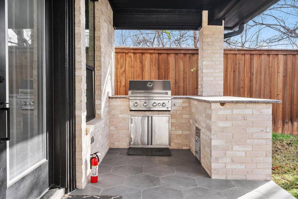 Dallas, TX 75209,4726 Hopkins Avenue