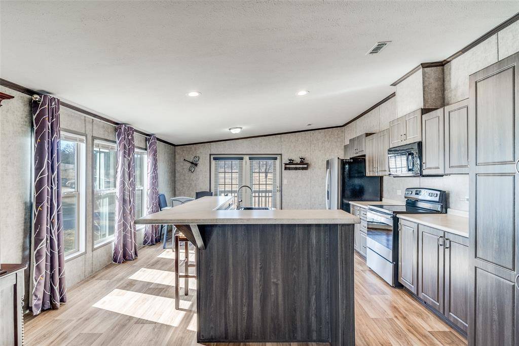 Springtown, TX 76082,200 Farmhouse Road