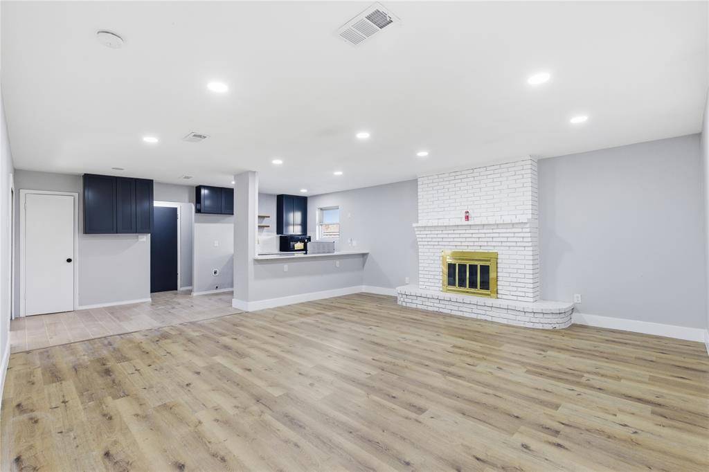 Dallas, TX 75224,3811 Ovid Avenue