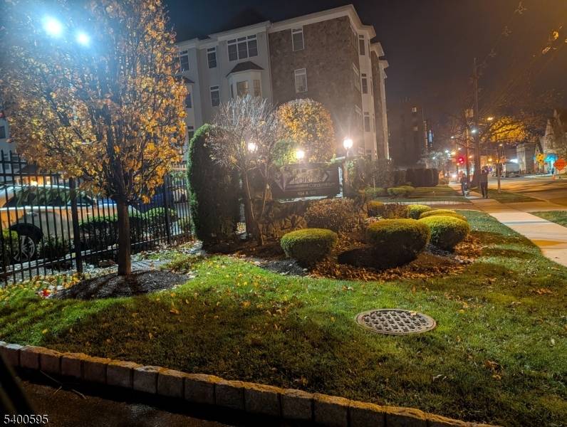 Linden City, NJ 07036,104 E Elizabeth Ave #308