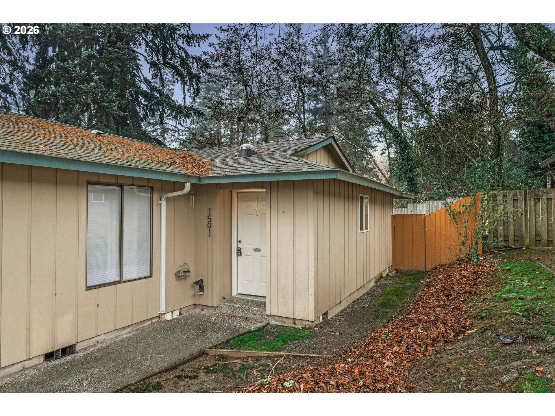 Milwaukie, OR 97267,1587 SE OAK GROVE BLVD