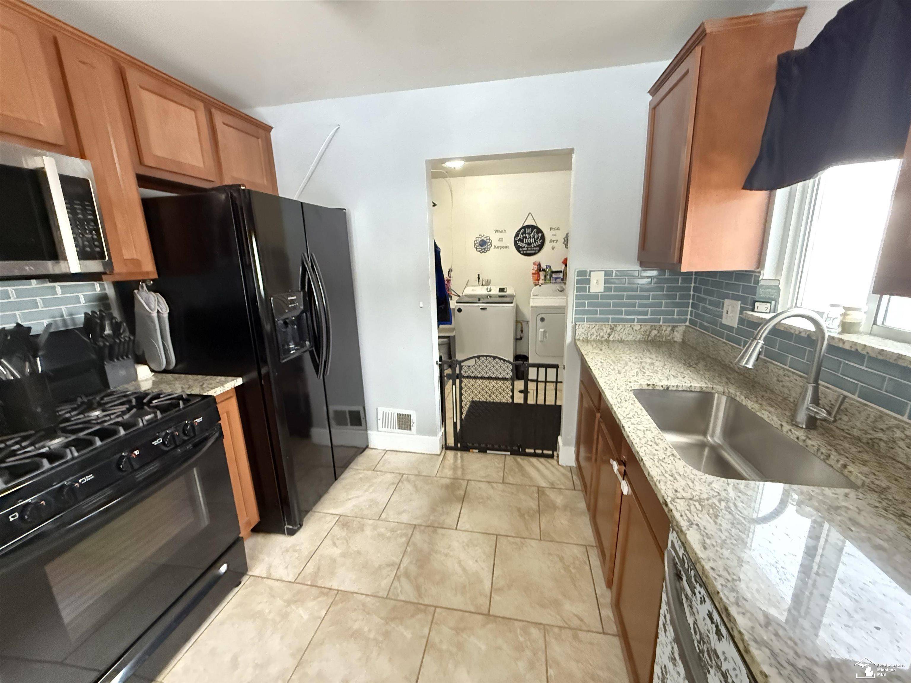 Taylor, MI 48180,9416 Princess ST