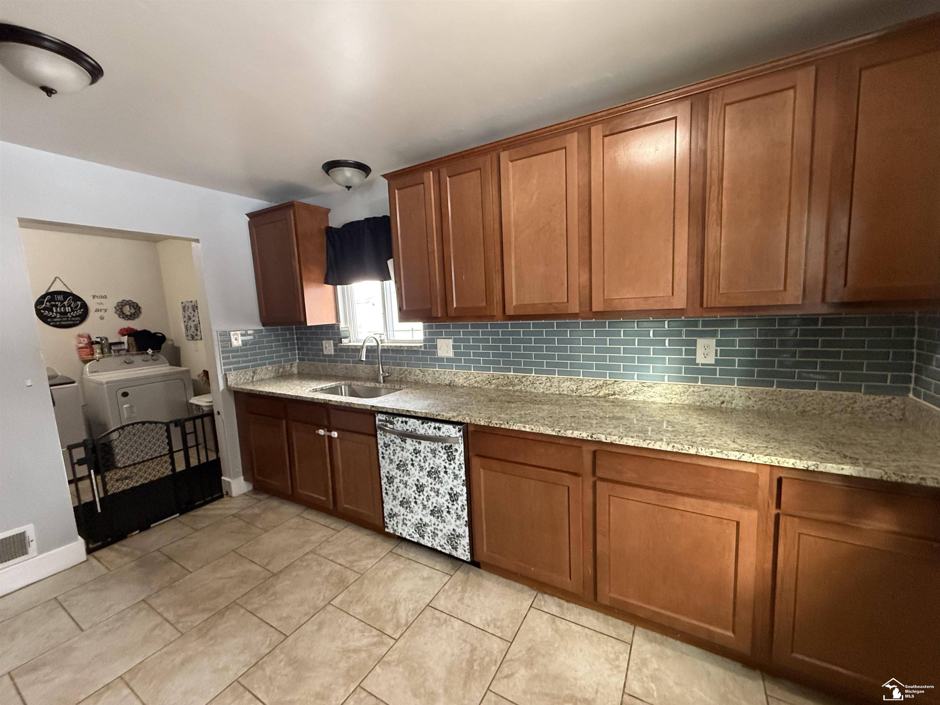 Taylor, MI 48180,9416 Princess ST