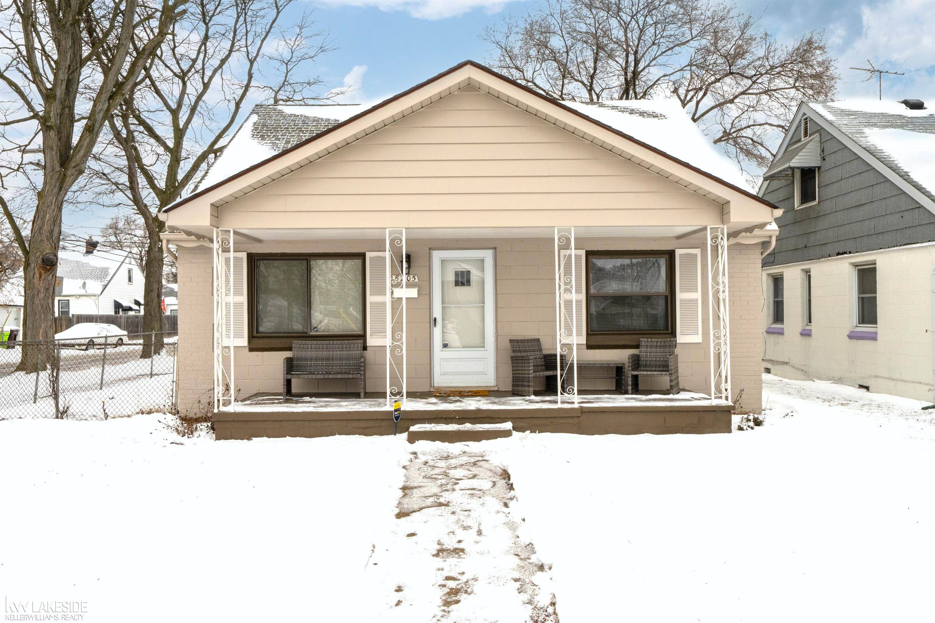 Center Line, MI 48015,8205 State PARK