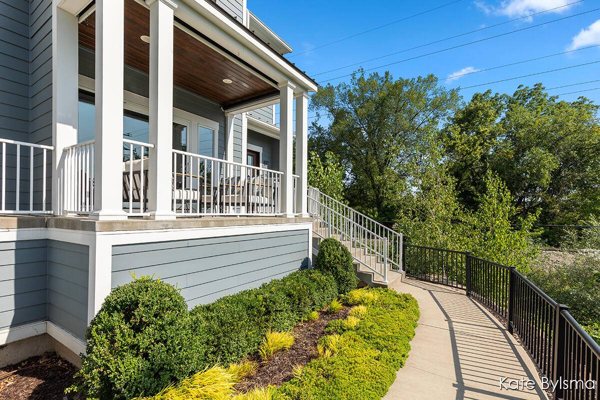 Ada, MI 49301,657 Greenslate DR SE