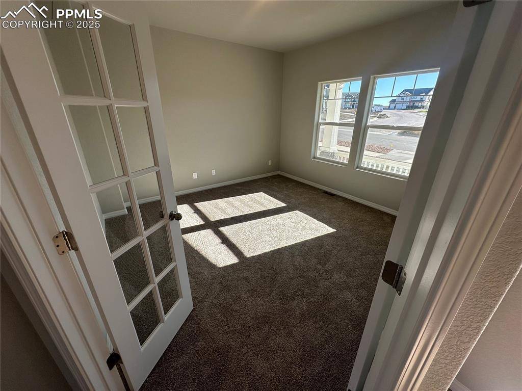 Colorado Springs, CO 80925,5048 Krueger RD