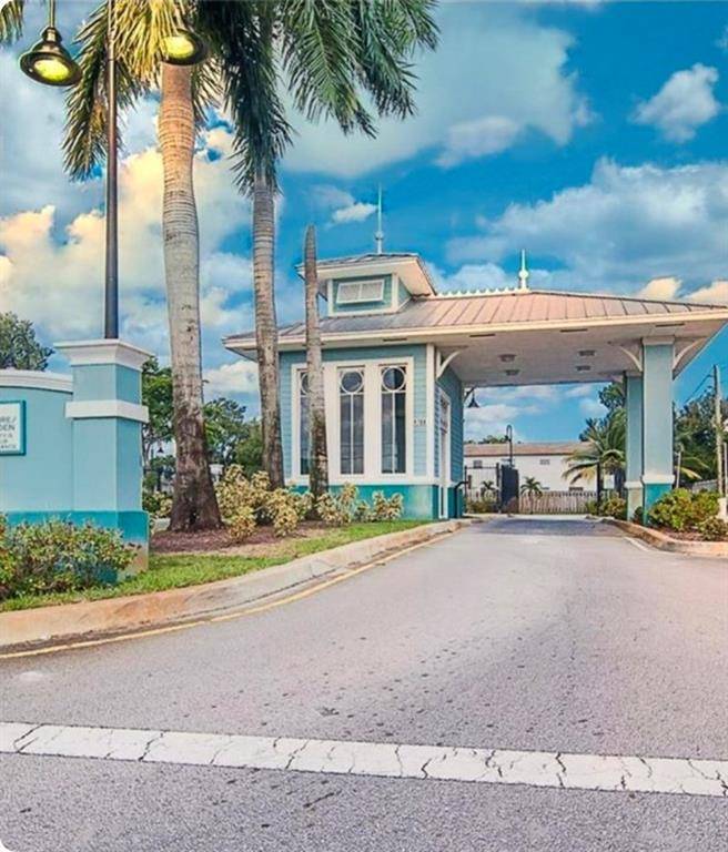 Lauderhill, FL 33313,5300 NW 18th St #4