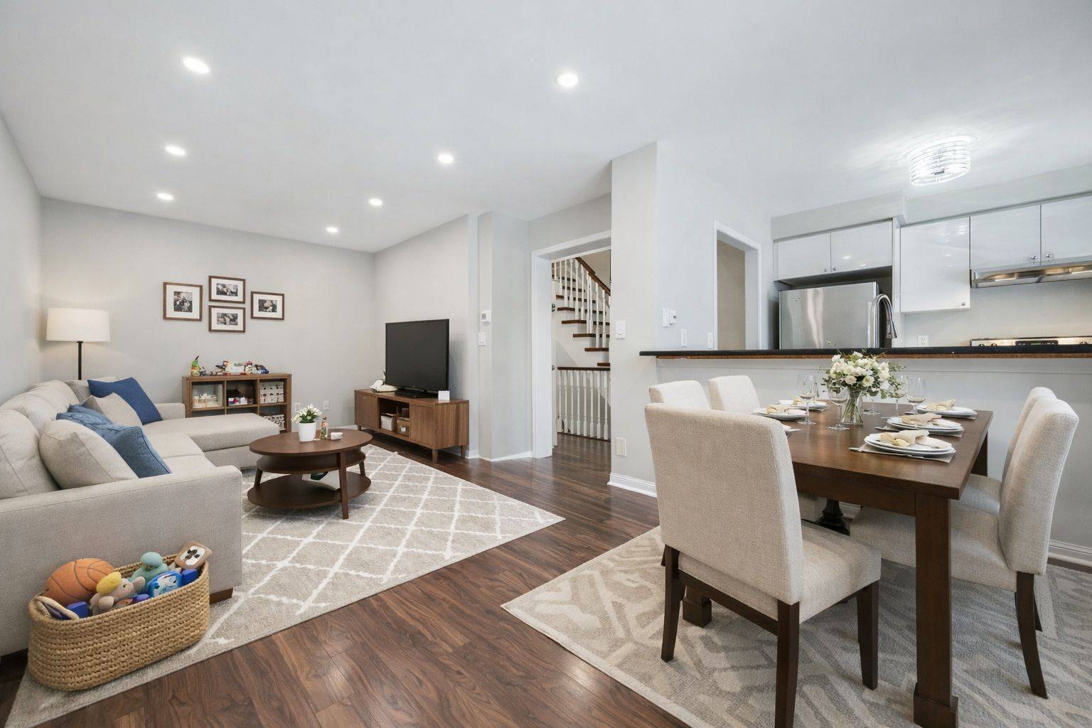 Oakville, ON L6M 5J1,3061 DEWRIDGE AVE