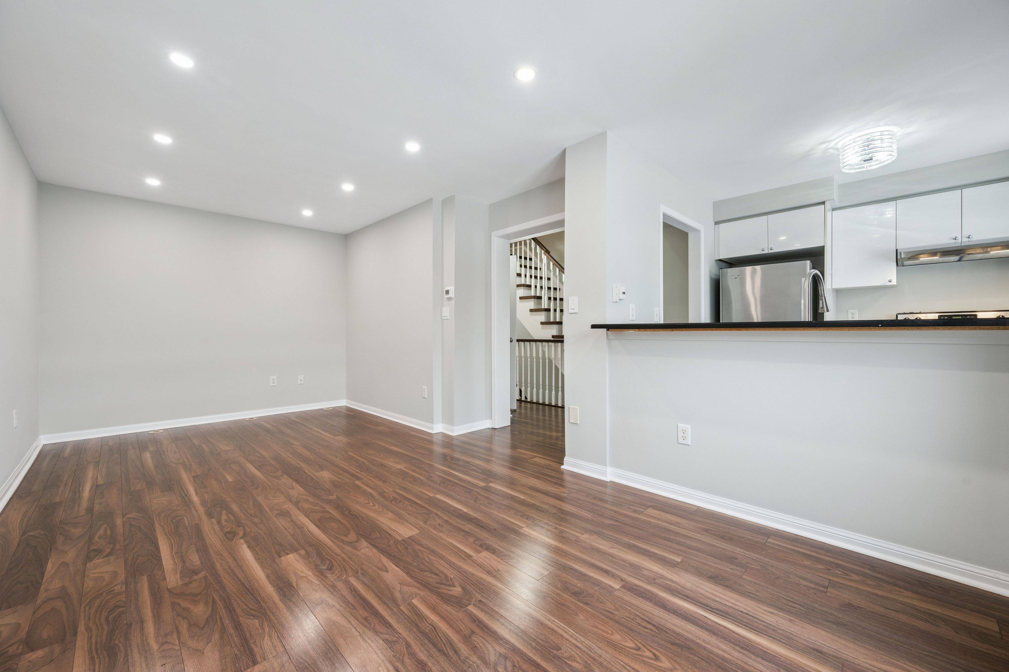 Oakville, ON L6M 5J1,3061 DEWRIDGE AVE