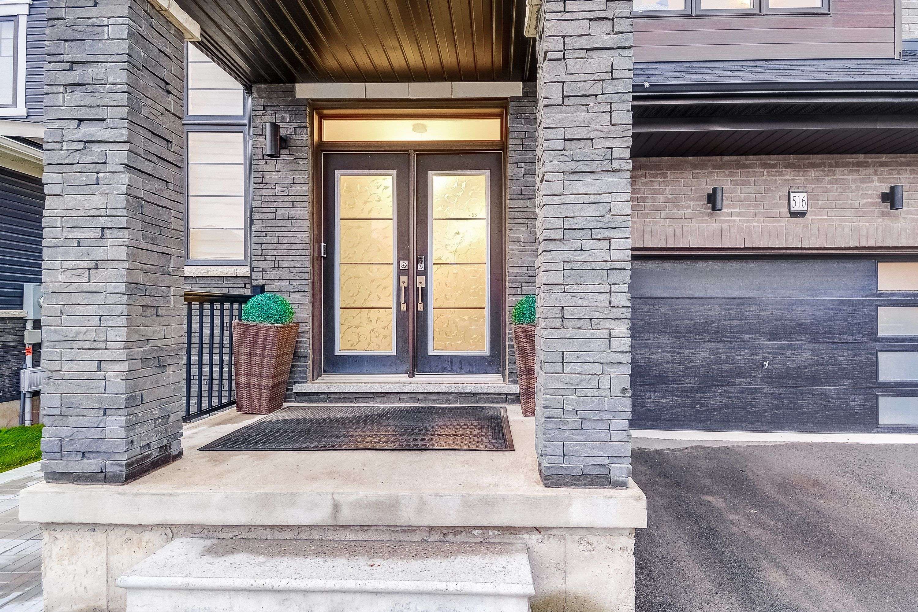 Thorold, ON L2V 0K1,516 Barker Pkwy