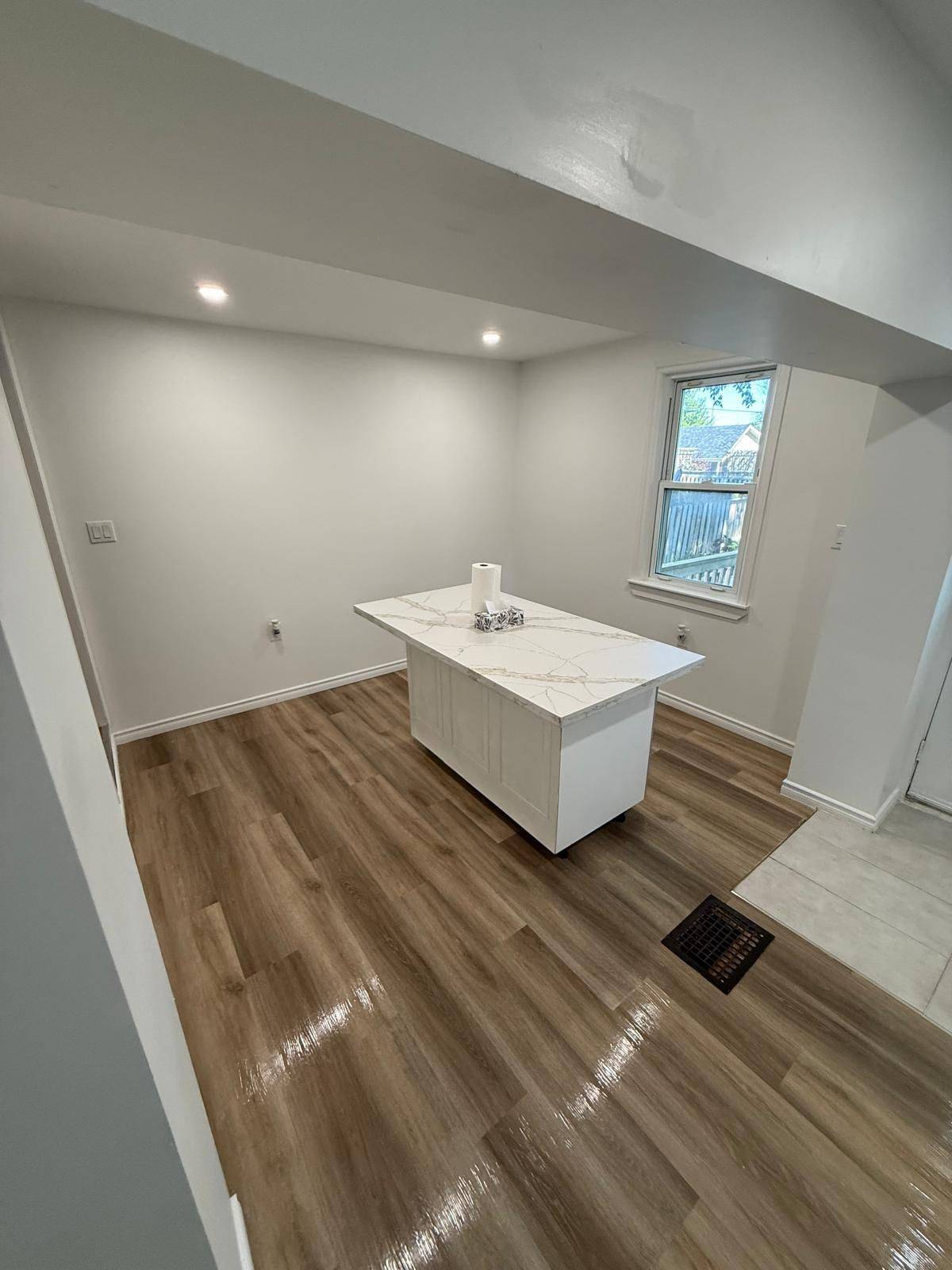 Kingston, ON K7K 4N6,35 Kingscourt AVE