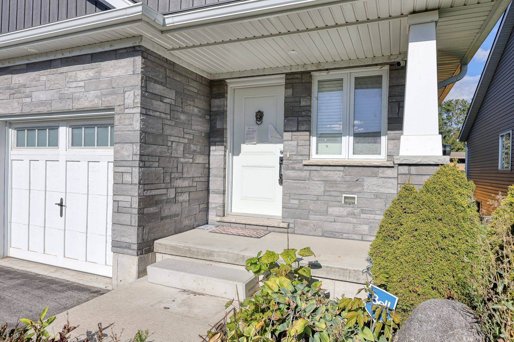 Ingersoll, ON N5C 0E1,27 Reeves RD