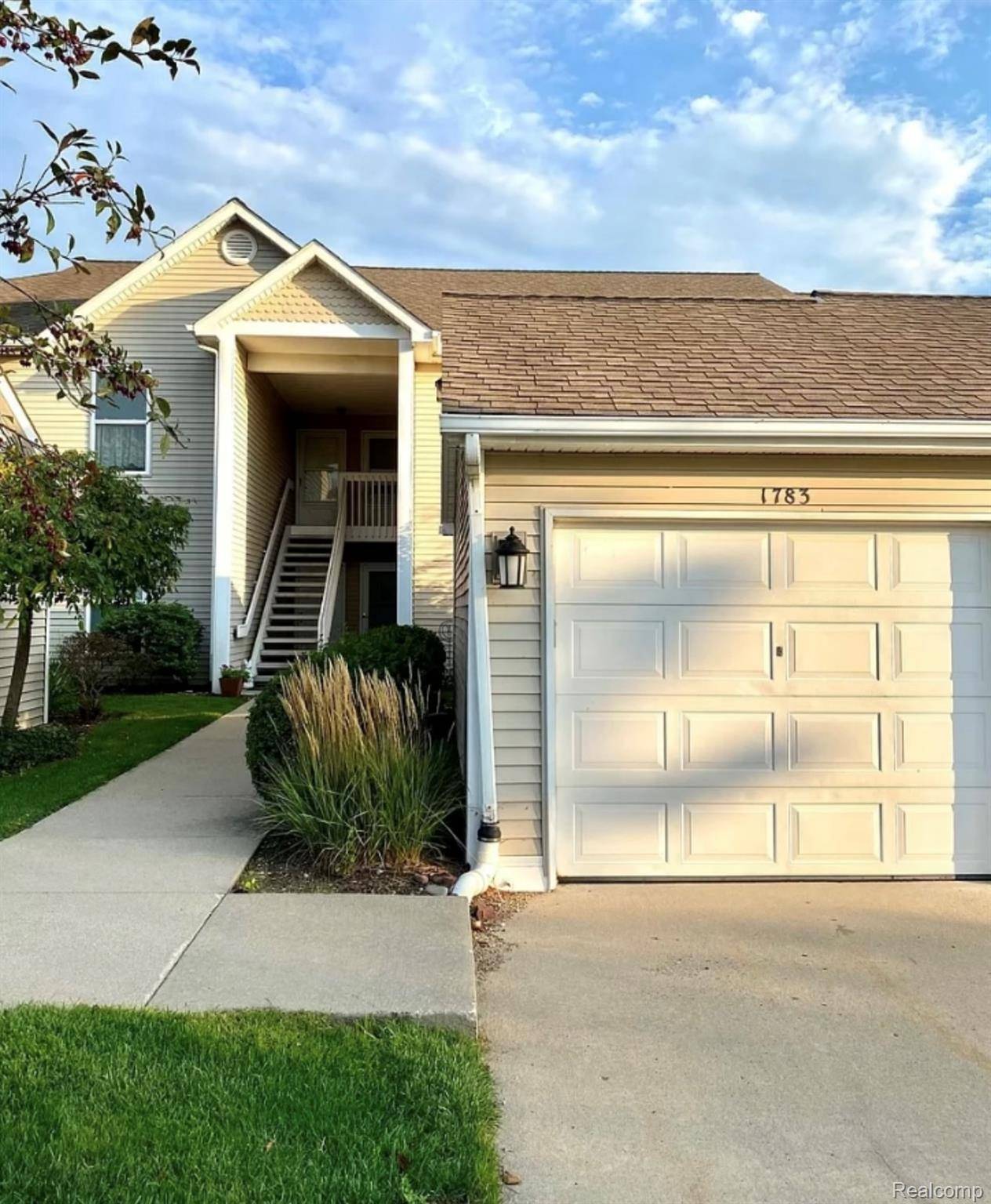 Ann Arbor, MI 48108,1783 Weatherstone DR