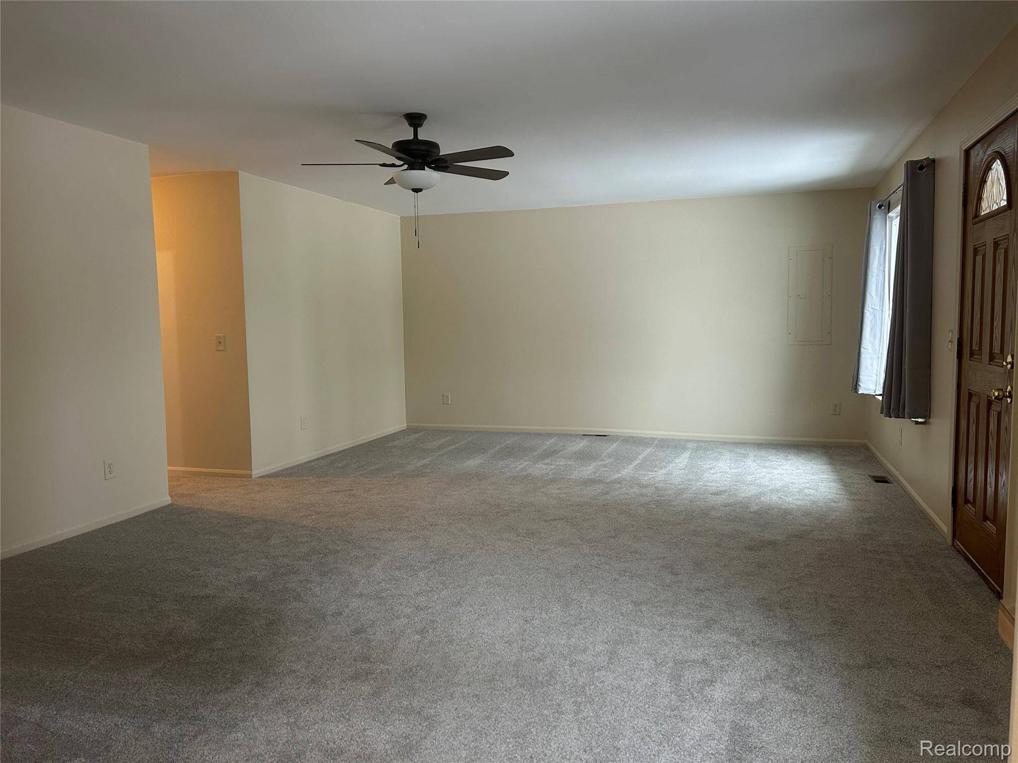 Burton, MI 48519,2121 Bramblewood DR