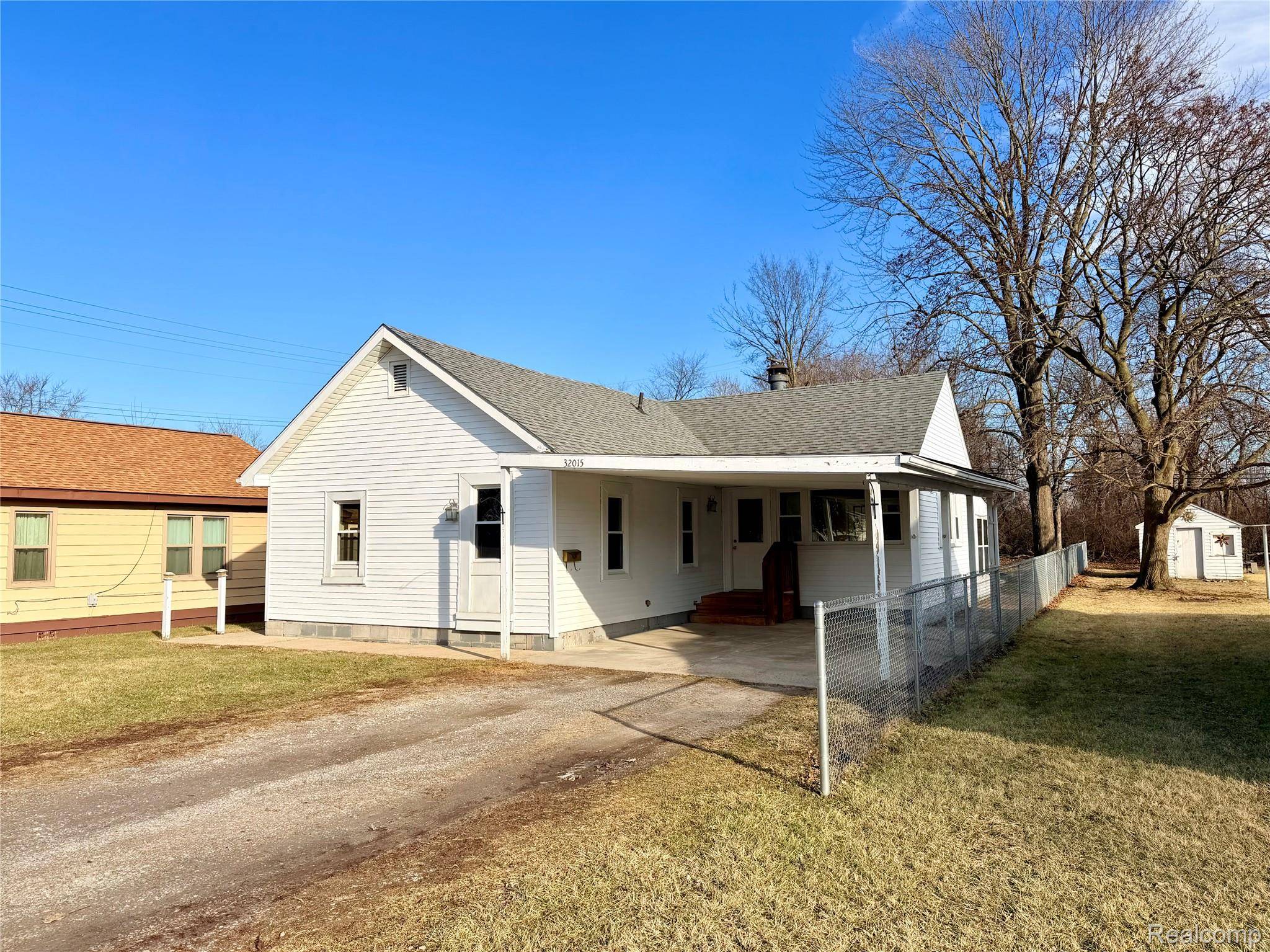 Rockwood, MI 48173,32015 Hazel ST