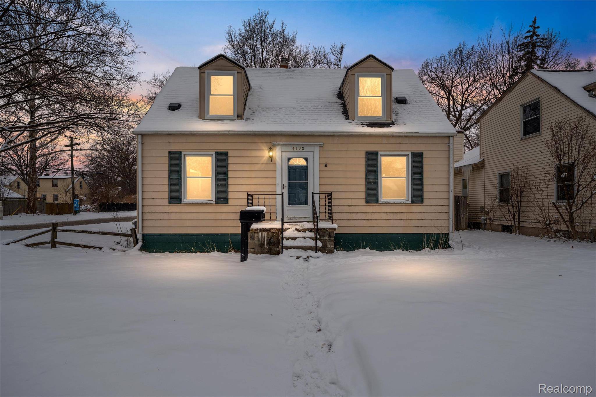 Wayne, MI 48184,4190 2nd ST