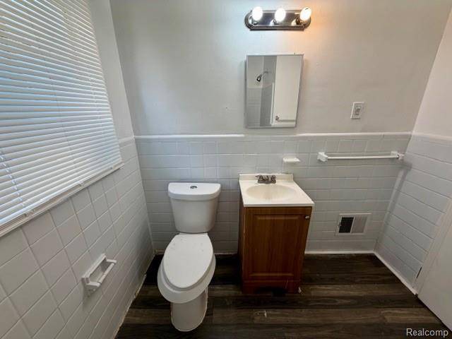 Detroit, MI 48228,7834 Stahelin AVE