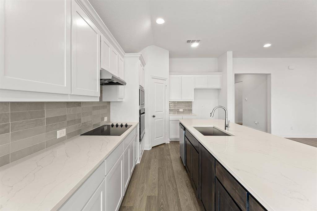 Grandview, TX 76050,148 Trinity Street