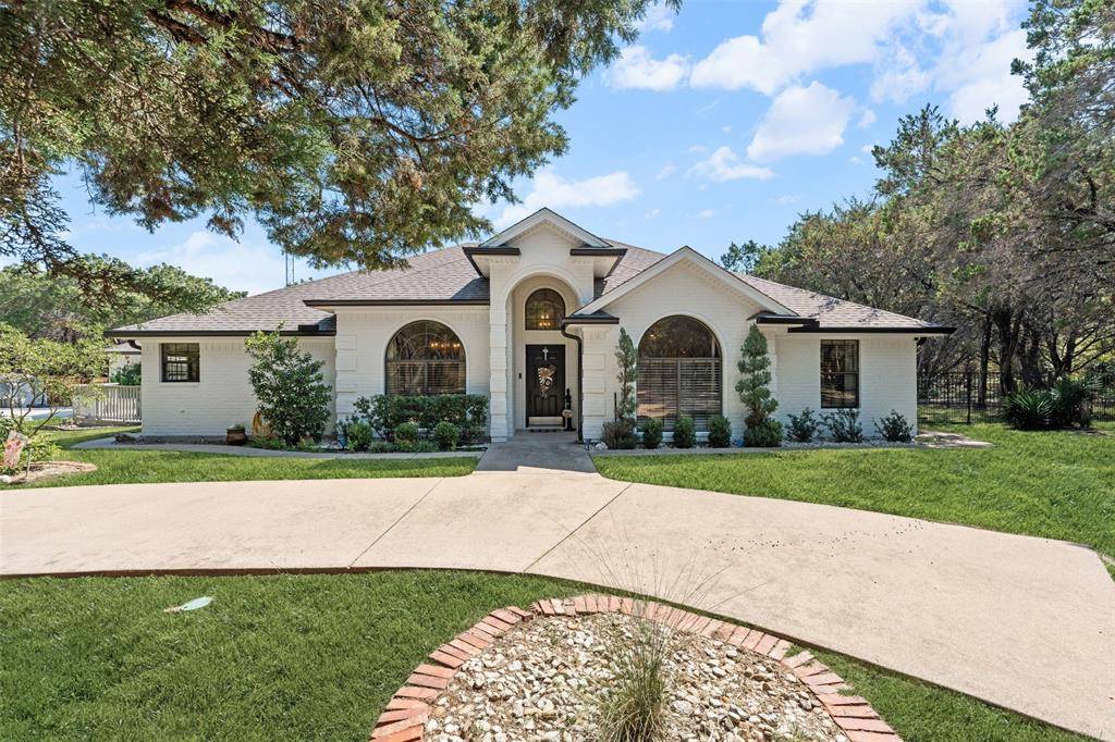 Crawford, TX 76638,3050 Bosque Ridge Road