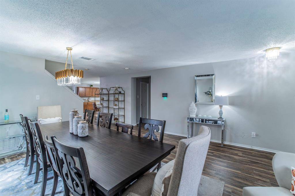 Red Oak, TX 75154,105 Forest Park Lane