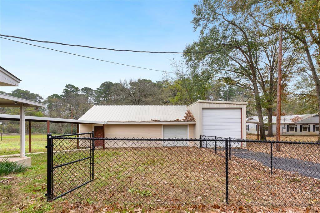 Diana, TX 75640,1621 Baseball Loop